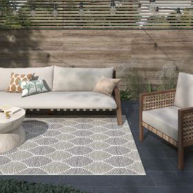 Foliage White; Neutral Indoor / Outdoor Polypropylene Area Rug 5x8